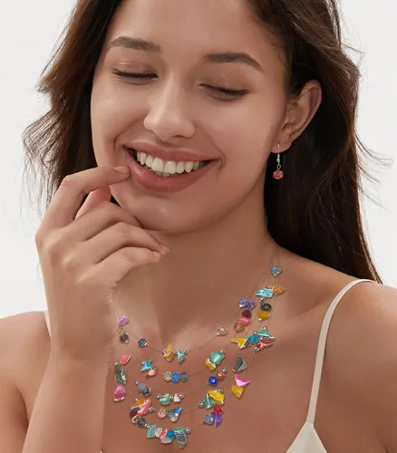 Vista 3 de Errally Collar bohemio en capas para mujer, collar de cuentas de concha de varias hebras con cuentas de cristal, conjunto de joyas coloridas
