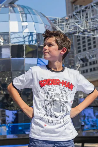 Vista 2 de Marvel Spider-Man - Paquete de 4 camisetas sin botones para niños pequeños a grandes