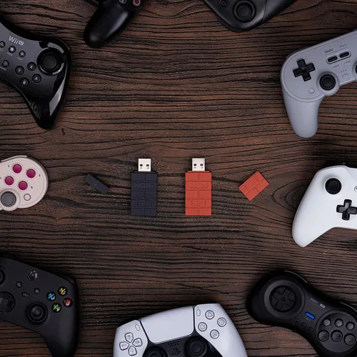 Vista 6 de 8Bitdo Adaptador inalámbrico USB 2 para Windows, Mac y Raspberry Pi, compatible con controlador Xbox Series X y S, controlador PS5/PS4/PS3 con cable