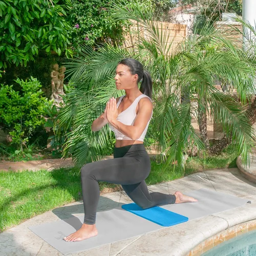 Vista 4 de ProsourceFit Rodillera y codera de yoga extragruesa de 15 mm (5/8”) se adapta a tapetes estándar para articulaciones libres de dolor en yoga