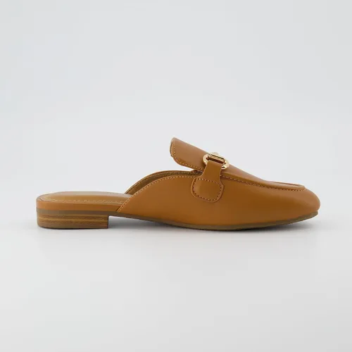Vista 4 de CUSHIONAIRE Sandalias Yates con hebilla para mujer + espuma viscoelástica, anchos disponibles