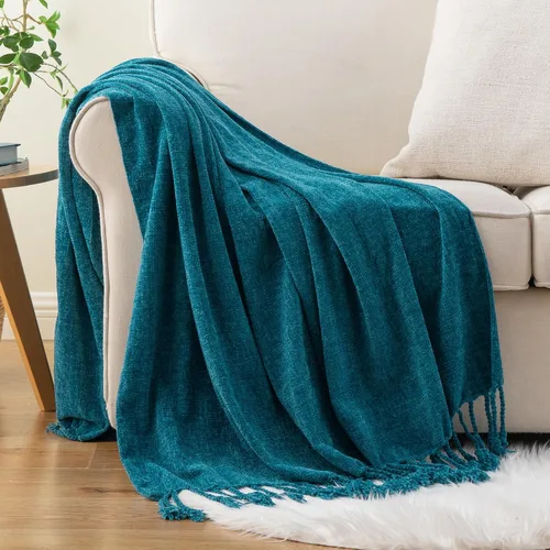Vista 23 de BATTILO HOME Manta de Chenille Beige para Sofá, Manta Decorativa con Flecos Aterciopelados Color Caqui Tostado para Sofá Decoración del Hogar