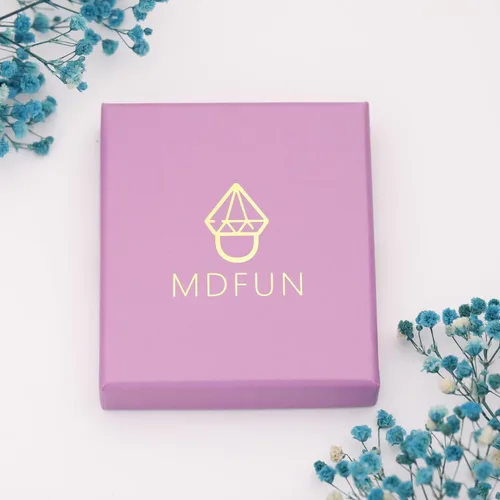 Vista 6 de MDFUN Anillo de compromiso de boda con circonita cúbica chapada en oro blanco de 18 quilates con halo tres en uno, para mujer, Oro blanco