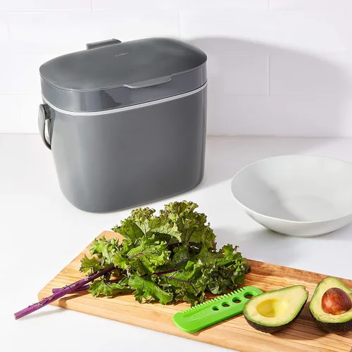 Vista 9 de OXO Good Grips - Contenedor de compost fácil de limpiar, carbón (1,75 galones)