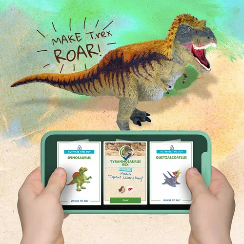 Vista 6 de Safari Ltd. Dino Dana Baby Triceratops - Figura de huevo de dinosaurio de 4.5 pulgadas, juguete educativo para niños, niñas y niños a partir de 3