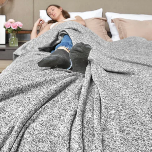 Vista 4 de KAWAHOME - Manta de punto para verano, ligera, transpirable, peluda, de jersey para sofá o cama