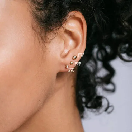 Vista 4 de Aretes de bola de oro para mujer, aretes de circonita cúbica de oro de 14 quilates, hipoalergénicos, sin níquel