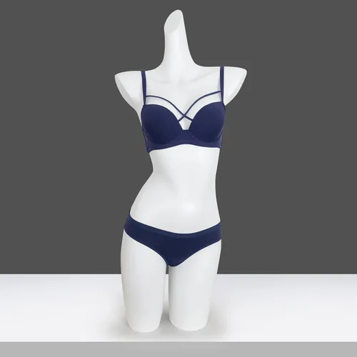 Vista 10 de Torso femenino del maniquí del pecho, maniquí de la ropa interior para la exhibición del contador y escaparate de la ropa interior femenina