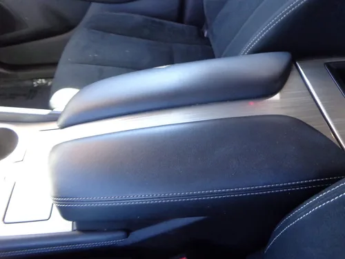 Vista 4 de Fabricado en Estados Unidos diseñado para Nissan Murano 2015-2024 Protector de cubierta de consola central de forro polar para reposabrazos Neo Negro