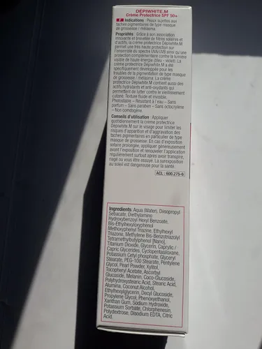 Vista 3 de ACM Depiwhite M Cream - Crema Protectora - SPF50+ 1.4 fl oz/1,7 oz - Pantalla Solar