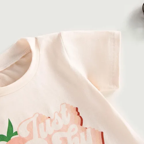 Vista 4 de Conjunto de pantalones cortos para bebé niña, camiseta de manga corta con estampado de letras, camiseta y pantalones cortos, diadema de 3 piezas
