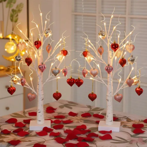 Vista 9 de Árbol de abedul iluminado para el día de San Valentín con adornos de corazón, lámpara LED romántica de árbol de ramita de abedul de mesa, 24 luces