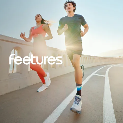 Vista 32 de Feetures Elite Light Cushion Mini Crew Sock - Calcetines deportivos con compresión dirigida