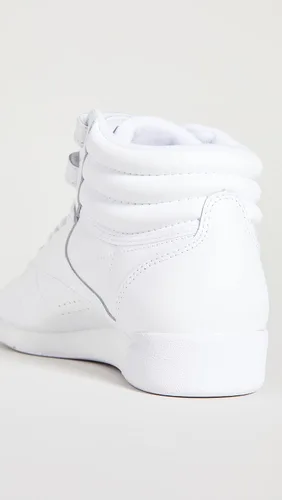 Vista 4 de Reebok Freestyle Hi - Tenis altos para mujer