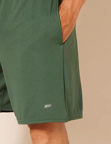 Vista 5 de Tienda Essentials Men's Performance Tech Loose-Fit Shorts (Available in Big & Tall), Pack of 2