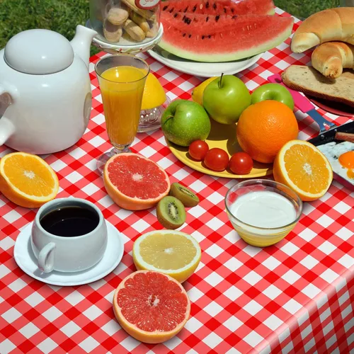 Vista 5 de Mantel rectangular desechable de plástico a cuadros, 12 piezas, 54 x 108 pulgadas, 8 pies, impermeable, para picnic, barbacoa, vacaciones, fiesta