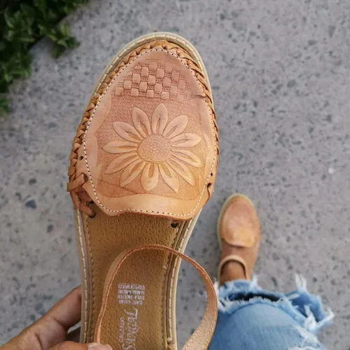 Vista 3 de Macarena Collection Sandalias Huarache para mujer sandalias de cuero colorido estilo mexicano color tostado girasol troquelado 040 Beige Bronceado