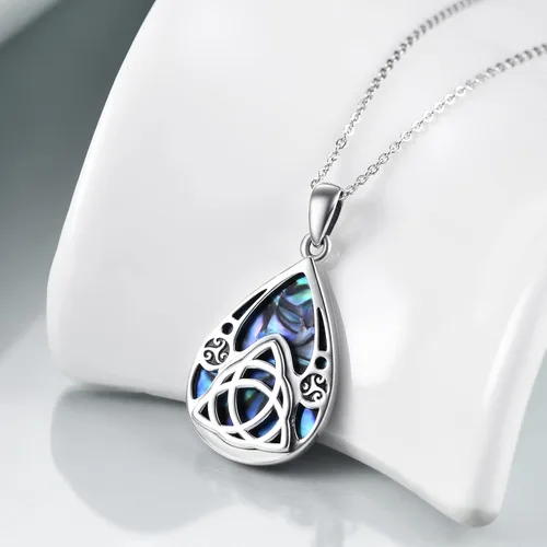 Vista 4 de CUPENDA Collar de nudo celta de plata de ley con colgante de nudo de la Trinidad irlandesa joyería irlandesa para regalo para mujer Plata esterlina
