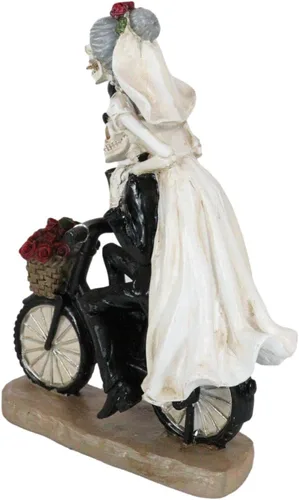 Vista 6 de Ebros Gift Día de los muertos Recién casados Recién casados Esqueletos de boda Novia y novio Pareja montar bicicleta antigua con rosas Cesta