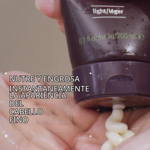 Vista 2 de Aveda Invati Ultra Advanced Thickening Conditioner Light & Rich Step 2 of 4 Reduces Hair Loss by 77% for Fine to Medium Thinning Hair Types