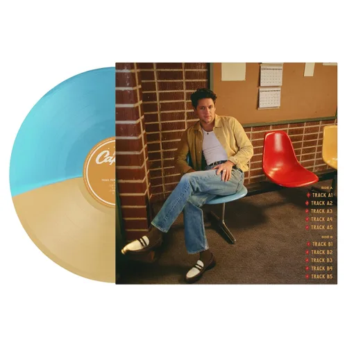 Vista 2 de Show Tri with Alternate Cover Artwork
