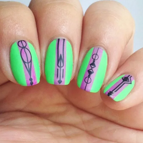 Vista 3 de Maniology Classique: Love Your Accent Nail Stamping Plate Uñas