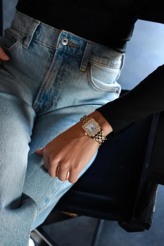 Vista 8 de Peugeot Women Tank Crystal Bezel Roman Numeral Panther Link Bracelet Watch Dorado