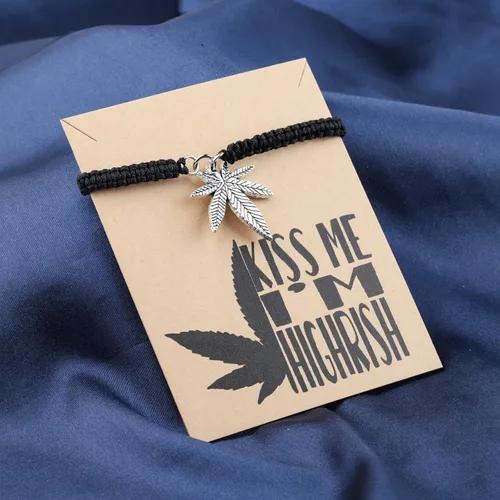 Vista 5 de TGBJE Pulsera de hoja de cannabis para amantes del cannabis, regalo Kiss Me I'm Highrish, pulsera de marihuana, regalo de marihuana, joyería
