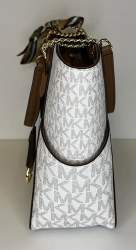 Vista 3 de Michael Kors Jet Set - Gancho para bolso de viaje con cadena grande