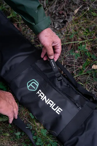 Vista 4 de Fanaue Funda de trípode con compartimentos, 39.4 x 9.8 x 9.8 pulgadas, bolsa de trípode resistente con correas para el hombro, funda de transporte