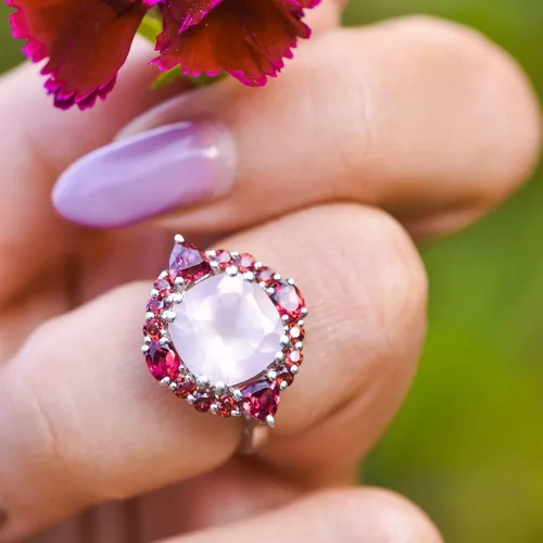 Vista 2 de YoTreasure Anillo de plata de ley 925 de 5,65 quilates de cuarzo rosa y rodolita, Metal Metal Piedra preciosa, cuarzo