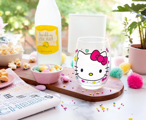 Vista 7 de Silver Buffalo Sanrio Hello Kitty You Had Me At Hello Glitter - Vaso de vino sin tallo para cócteles, capacidad para 20 onzas Hello Kitty Me Tuviste