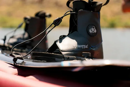 Vista 2 de Full Throttle Aqua Extreme Wakeboard Kit (negro/azul, 55.1 x 21.6 pulgadas/55.1 in x 16.5 in)