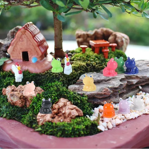Vista 4 de Diinokiy 180 piezas de mini rana de resina para decoración de jardín, bonitas figuras verdes en miniatura, ranas pequeñas, hadas, animales, musgo