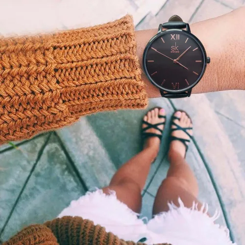 Vista 6 de SHENGKE Reloj de pulsera para mujer, correa de cuero, relojes de cuarzo de lujo, para niñas, mujer, Relogio Feminino