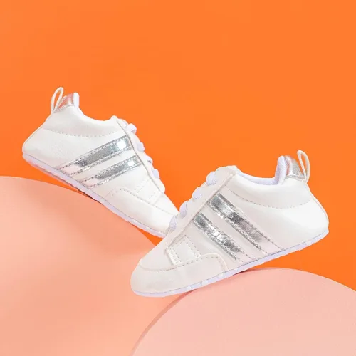 Vista 4 de Tenis unisex de piel sintética de alta calidad para bebé, suela antideslizante suave, para recién nacidos, zapatos de casa para cuna