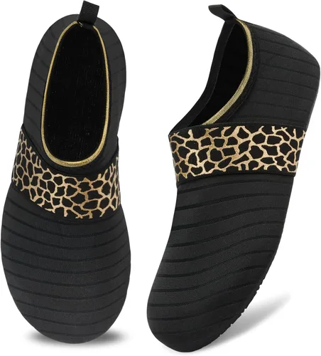 Vista 2 de VIFUUR Zapatos de agua para mujer y hombre, calcetines acuáticos para yoga, interiores y exteriores, playa, natación, surf, ejercicio