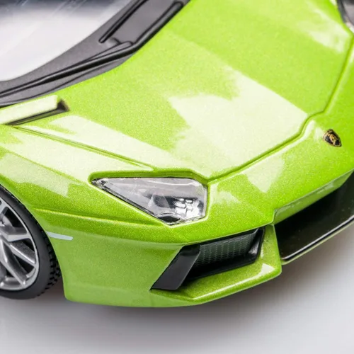 Vista 5 de Maqueta de auto Lamborghini Aventador Die Cast, de Maisto (escala 1:24)