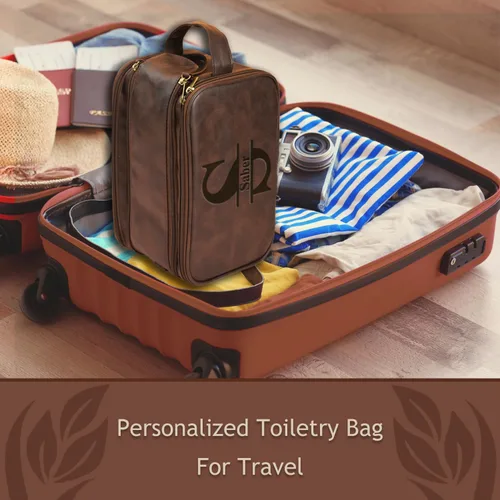 Vista 5 de Bolsa de aseo personalizada para hombre, kit dopp de gran capacidad con iniciales de nombre personalizado de cuero PU, regalo para padrinos, bolsa