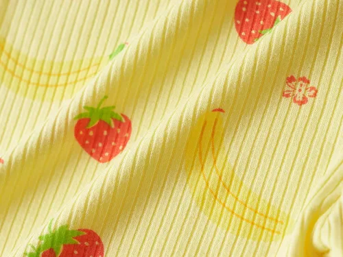 Vista 3 de Beezizac Conjunto de pijama para niñas pequeñas y niñas pequeñas, diseño floral, fresa, camiseta y pantalones, talla 2T-10