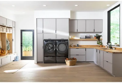 Vista 5 de Electrolux Lavadora de carga frontal apilable de 4.5 pies cúbicos en titanio con SmartBoost, blancos ópticos y enjuague puro