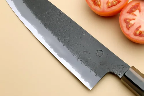 Vista 6 de Yoshihiro Hayate ZDP189 - Cuchillo multiusos Santoku de acero inoxidable de alto carbono, mango octogonal de madera de ébano con anillo de plata