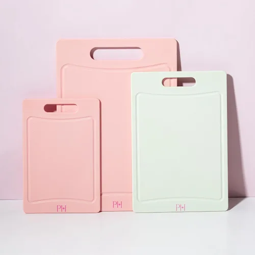 Vista 8 de Paris Hilton - Tablas de cortar de doble cara, juego de tablas de cortar con ranuras integradas para jugos, asas de fácil agarre, plástico