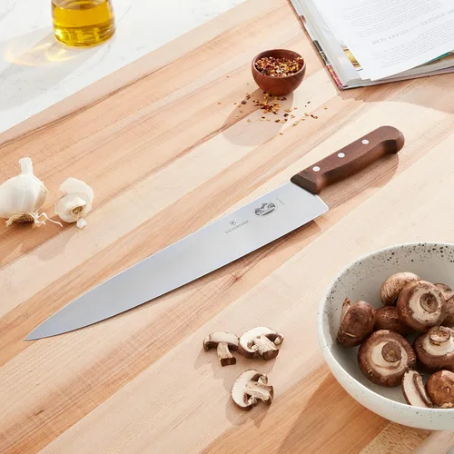 Vista 5 de Victorinox Cuchillo de chef de 12 pulgadas, mango de palisandro