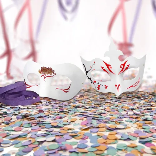 Vista 6 de Paquete de 40 máscaras de papel de Mardi Gras de color blanco liso para mascarada, máscaras de papel de media cara para mujeres, hombres y adultos