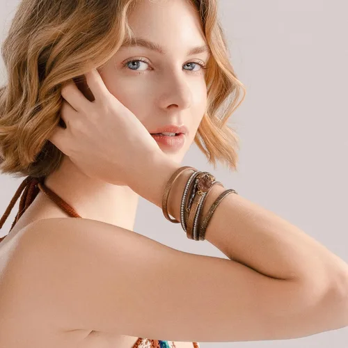 Vista 8 de FANCY SHINY - Pulsera de cuero estilo bohemio, pulsera de cuentas de cristal con cierre magnético, regalos de joyería para mujer