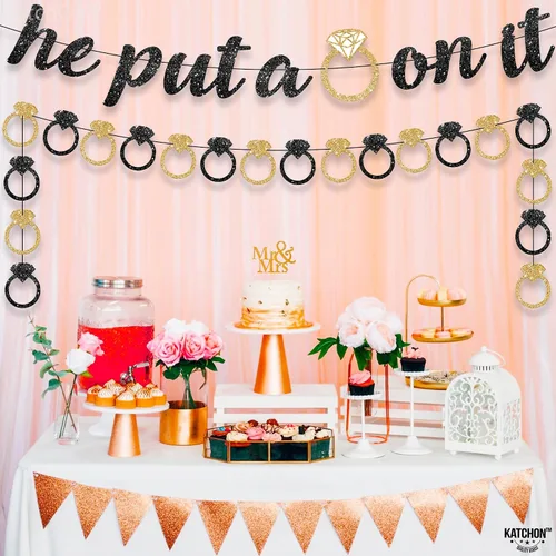 Vista 7 de KatchOn, Cartel con texto en inglés «He Put a Ring On It»
