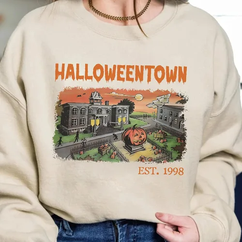 Vista 4 de boony Sudadera de Halloween Town Est 1998 Unisex Vintage Halloween Graphic Cuello redondo