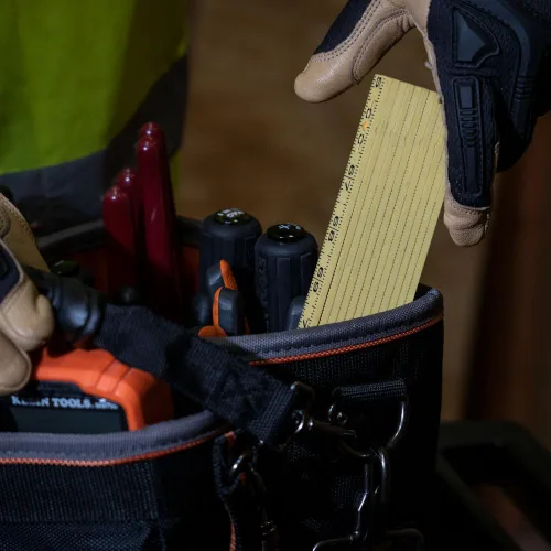 Vista 3 de Klein Tools 910-6 Regla plegable de 6 pies, fibra de vidrio duradera, lectura