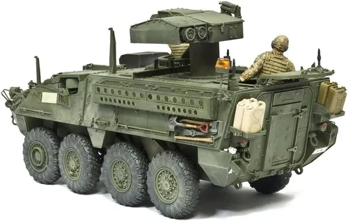 Vista 3 de AFV Club Models 1/35 M1134 Stryker Vehículo de misiles guiados antitanque